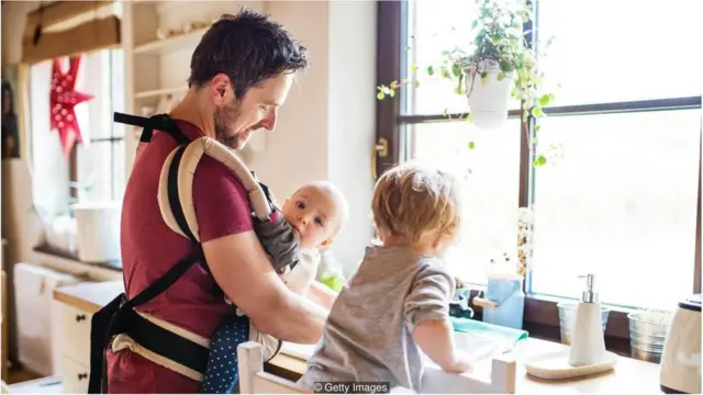 दुनिया की वो कंपनी जहां बुधवार को भी छुट्टी होती है