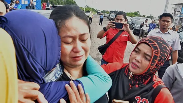 இந்தோனீசிய விமான விபத்து: இயந்திர கோளாறே விபத்திற்கு காரணம் - வெளிவரும் உண்மைகள்