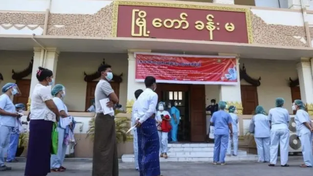 မန္တလေးမြို့မှာ ဇန်နဝါရီ ၂၇ ရက်က ကာကွယ်ဆေးစတင်ထိုးစဥ်