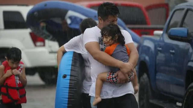 توفان تگزاس