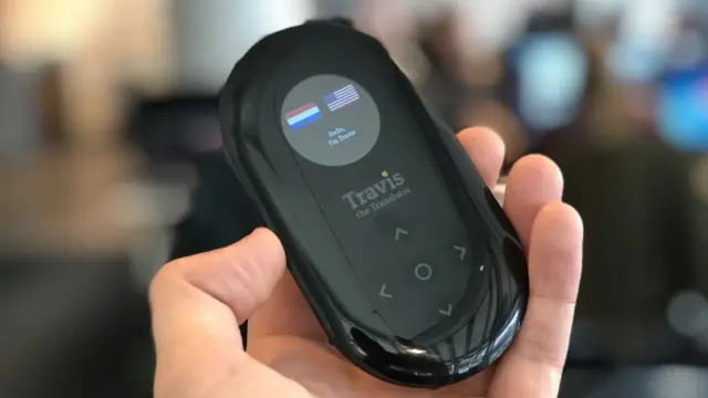El traductor personal de Travis está pensado para comunicaciones cara a cara, dice el director de la compañía. (Foto: Travis).