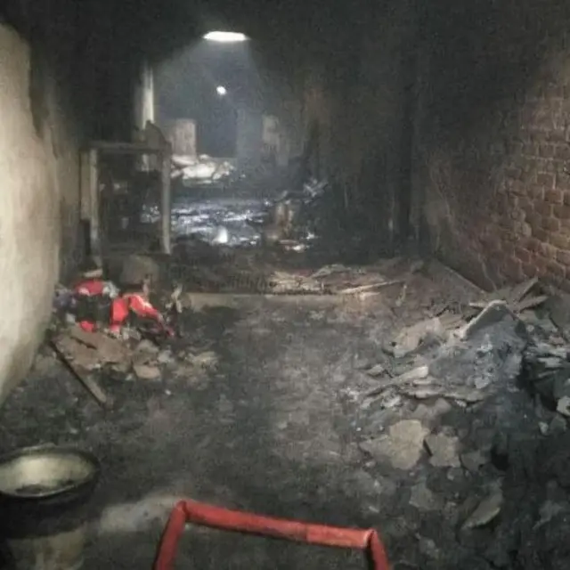 டெல்லியில் பயங்கர தீ விபத்து - 43 பேர் உயிரிழப்பு