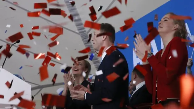 Alexei Navalny appears at his Moscow nomination meeting