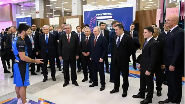 "Келажак ўйинлари" очилиши маросимида қатнашган айрим МДҲ республикалари раҳбарлари