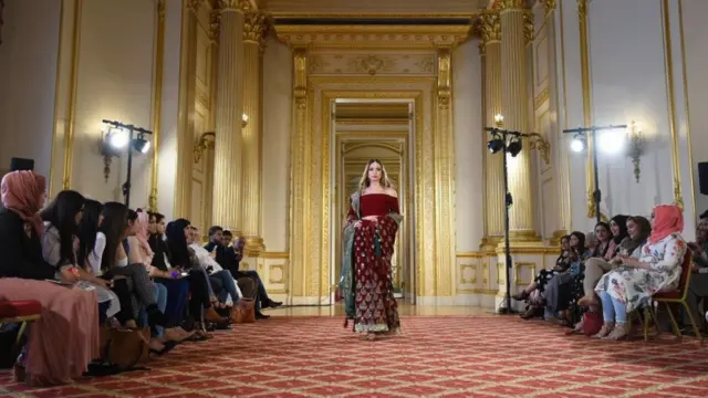 لندن، پاکستان، فیشن شو