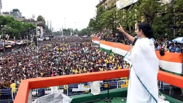 ममता बनर्जी, कोलकाता, दीदी