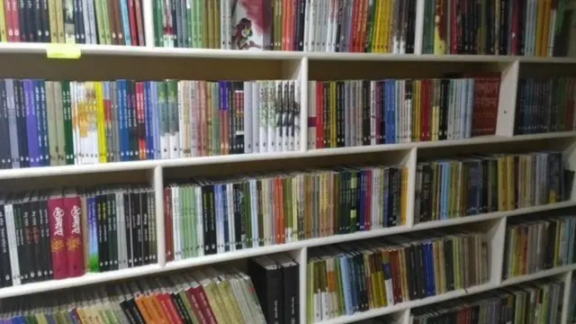 বইমেলায় প্রায় চার হাজার নতুন বই প্রকাশিত হয়।