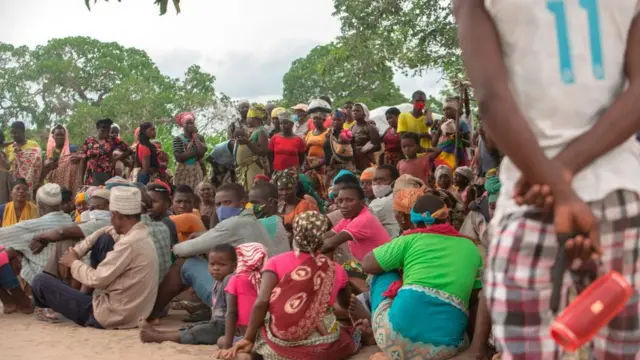 Сотні тисяч