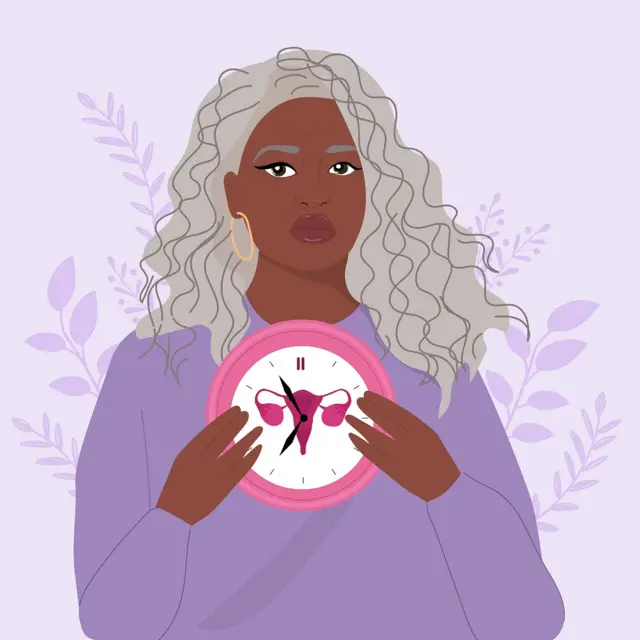 Des femme avec une montre montrant ses ovaires