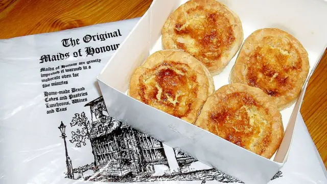 Коробка с "фрейлинами"