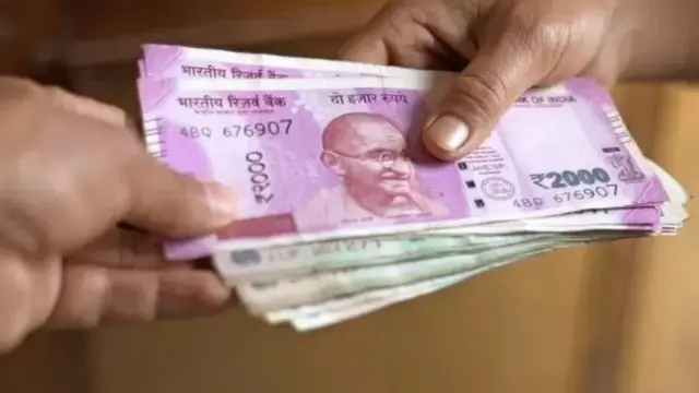 2000 रुपये