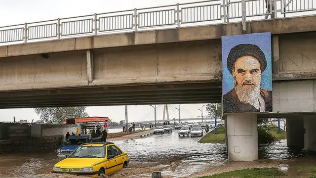 بالا آمدن آب کارون