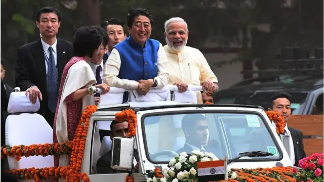 બુલેટ ટ્રેન પ્રોજેક્ટ વડા પ્રધાન નરેન્દ્ર મોદીનો ડ્રીમ પ્રોજેક્ટ છે.