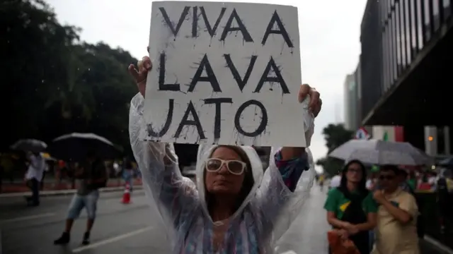 Manifestação a favor da Lava Jato