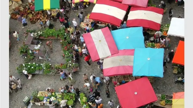 सब्ज़ियो का बाज़ार