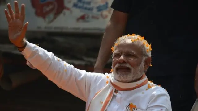नरेंद्र मोदी