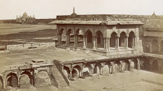 আগ্রা দুর্গ