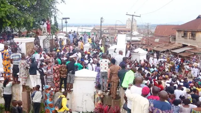 Ọdun ọlọjọ nilu Ifẹ