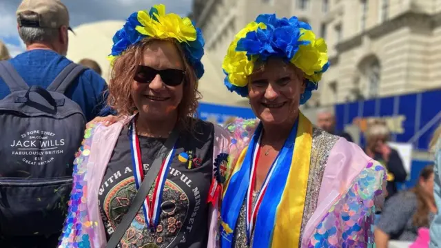 Британки Алі і Мішель