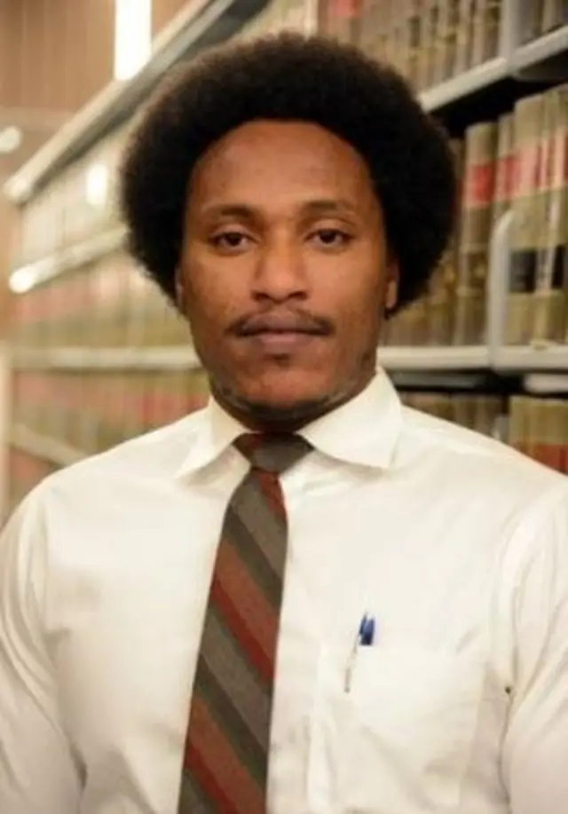 ዶክተር ሄኖክ ጋቢሳ