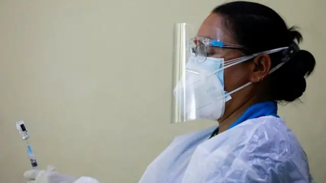 नेपलामा कोभिड खोप