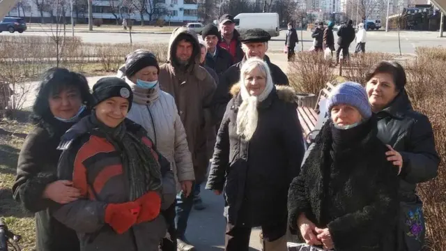 бездомні
