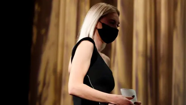 Ванесса Кирби