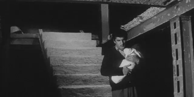 نمایی دیگر از خشت و آینه