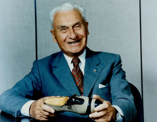 థామస్ బాటా