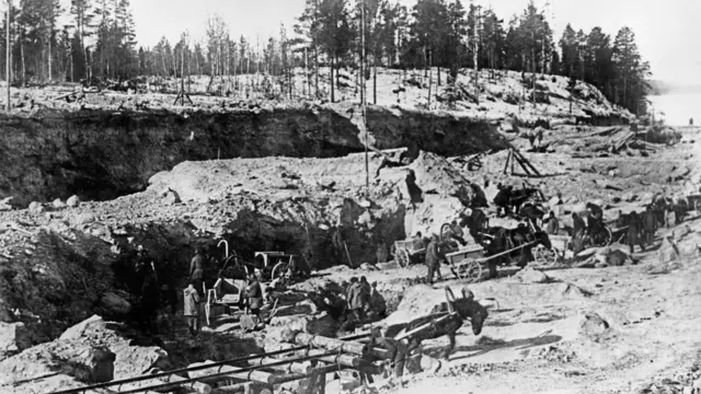 Строительство Беломорканала