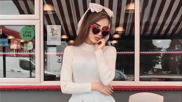 Coquette: Why the TikTok trend is more than just cute bows