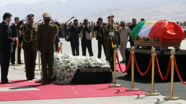 جنازه در فرودگاه سلیمانیه