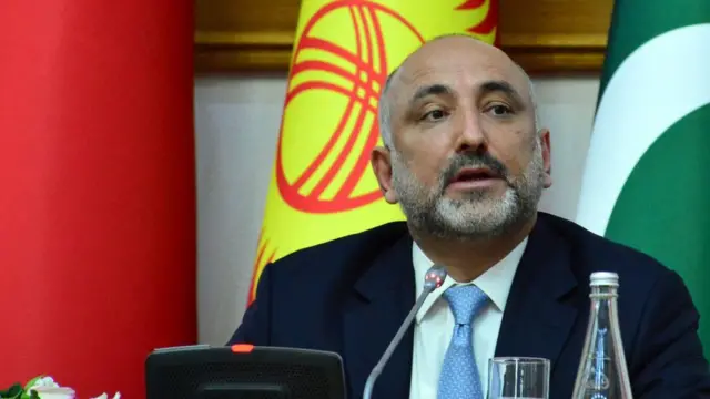 محمد حنیف اتمر