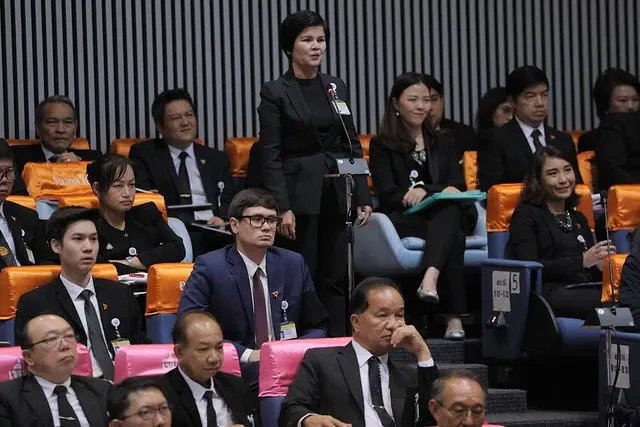 ศรีนวล บุญลือ ส.ส.เขต 8 จังหวัดเชียงใหม่ พรรคอนาคตใหม่