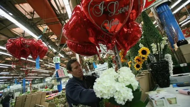 Valentine's Day) Ranar Masoya ta Duniya
