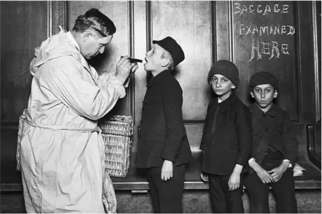 గత శతాబ్దపు తొలినాళ్లలో అమెరికాలో టైఫాయిడ్ జ్వరంపై తీవ్ర భయం నెలకొంది.