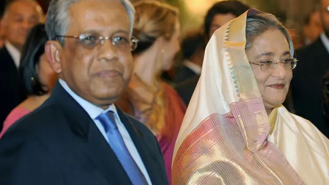 শেখ হাসিনা এবং তত্ত্বাবধায়ক সরকারের প্রধান উপদেষ্টা ফখরুদ্দিন আহমদ