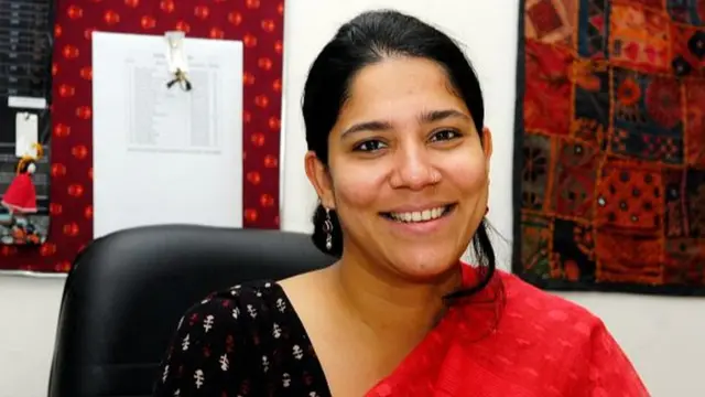 یمیني میشرا