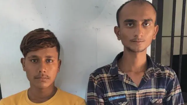 આરોપી શાકીર રફીકભાઈ કડીવાર (ઉંમર 21) અને અબ્દુલ અસલમભાઈ અજમેરી (ઉંમર 19)