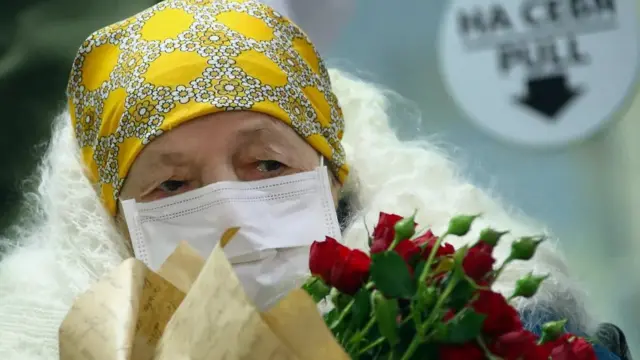 Pelageya Poyarkova, de Moscou, en Russie, a eu 100 ans l'année dernière et est l'une des rares personnes très âgées à avoir contracté le Covid-19 et à s'en être remise