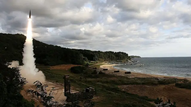 ઉત્તર કોરિયાની મિસાઇલ પરીક્ષણની તસવીર