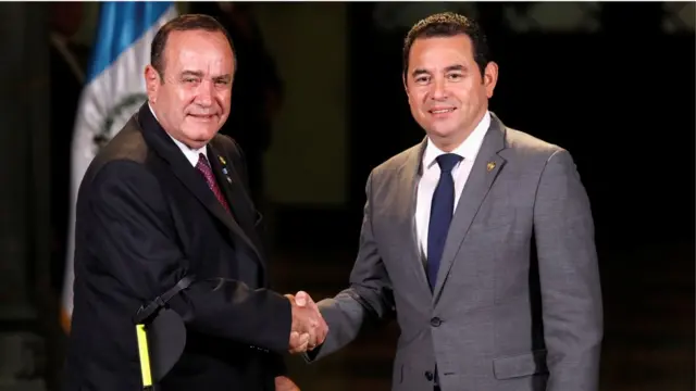Alejandro Giammattei y Jimmy Morales