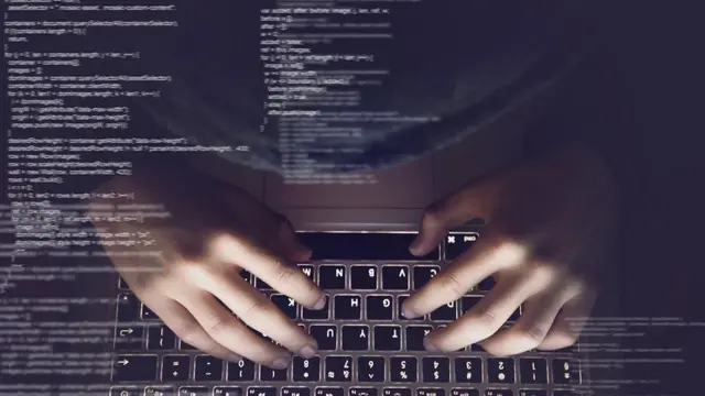 நிஜ காதல் வைரஸ்: இருபது ஆண்டுகளுக்கு பின் உண்மையை ஒப்புக் கொண்ட நபர்