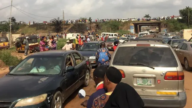 Sunkẹrẹ fakẹrẹ ọkọ ni Ibadan