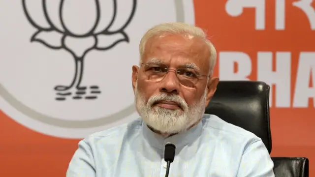 नरेंद्र मोदी