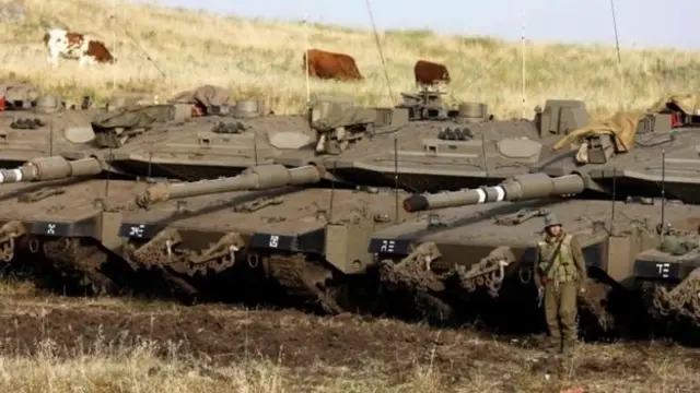 இஸ்ரேலும், இரானும் ஏன் சிரியாவில் சண்டையிடுகின்றன? - 300 வார்த்தைகளில்