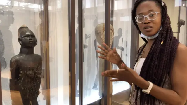 Statue Nkisi NKonde (Musée National de Kinshasa)