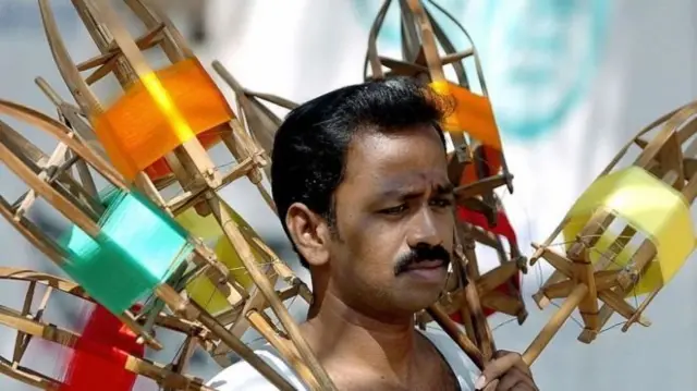 நெசவாளி