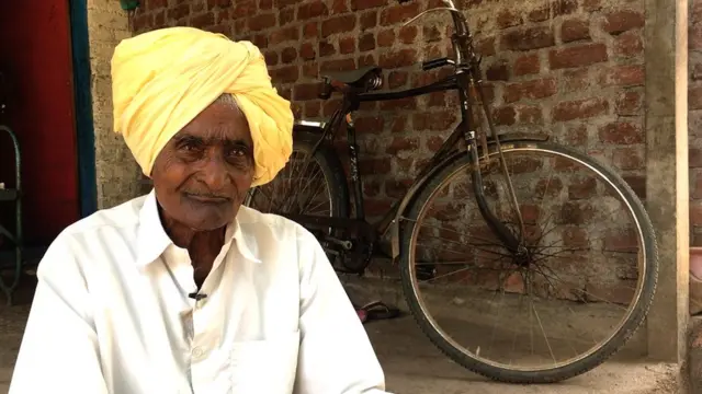 क्रांतिसिंह नाना पाटील यांच्यासोबत ते हिरिरीने स्वातंत्र्य चळवळीत लढले.