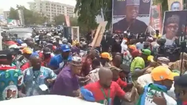 Ndị mmadị na-achọ ịpụ